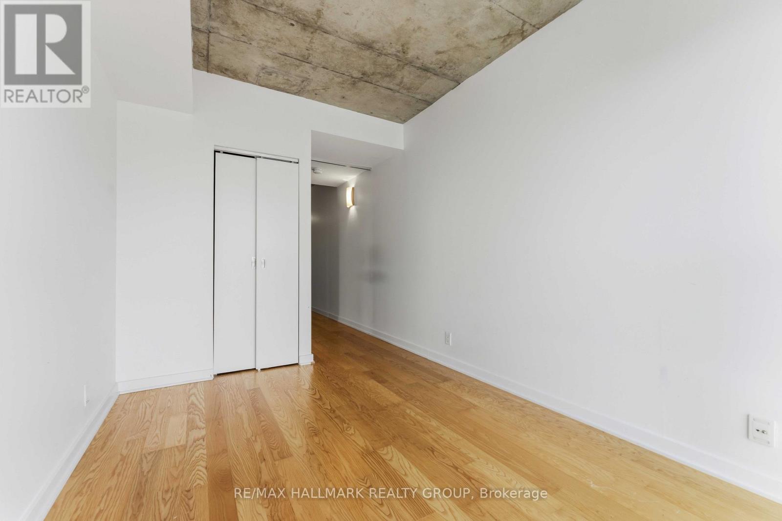 #2110 324 LAURIER AVENUE W - 29
