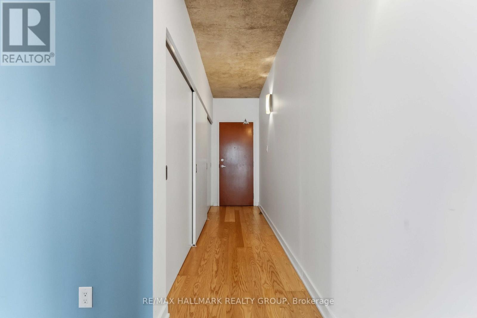#2110 324 LAURIER AVENUE W - 3