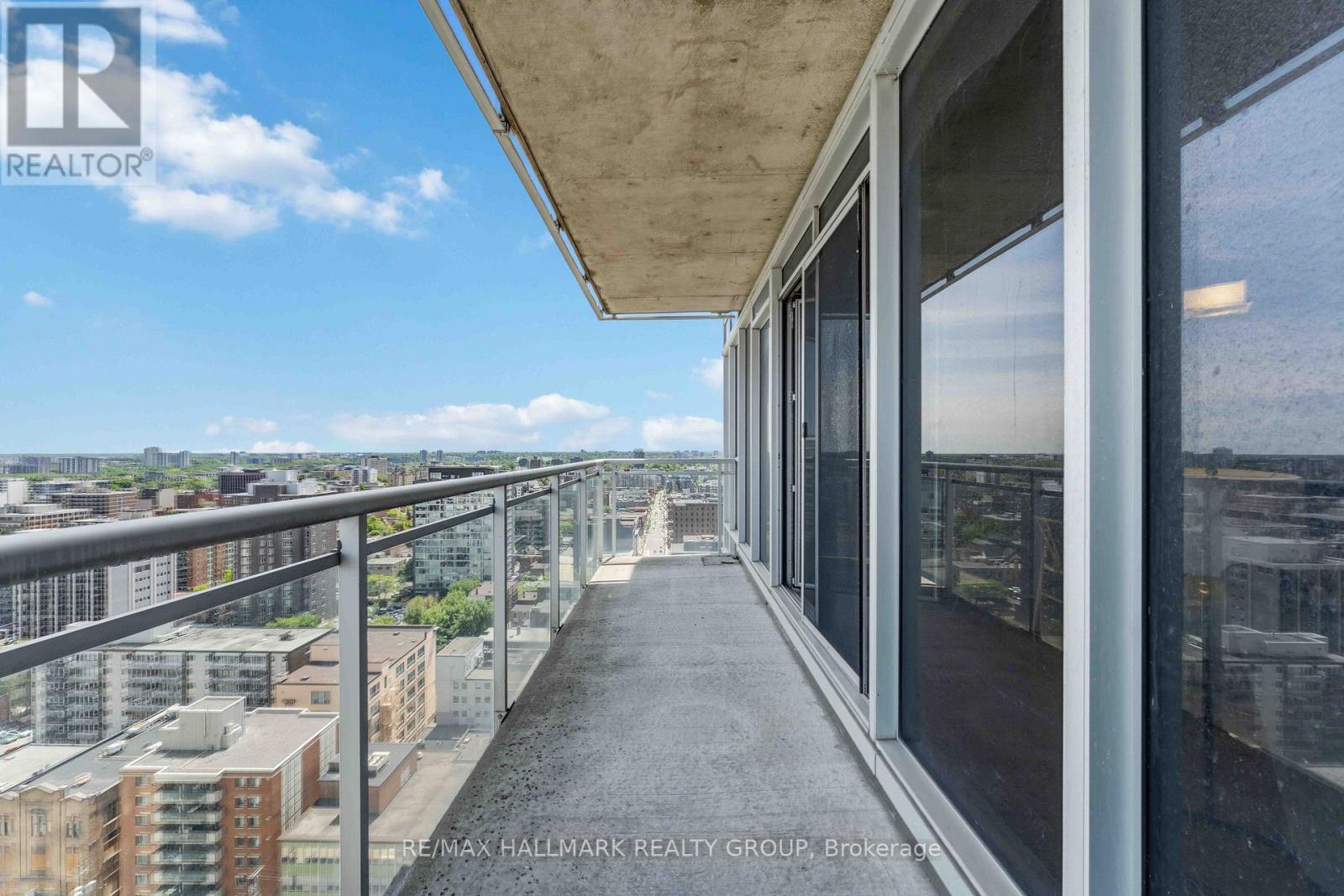#2110 324 LAURIER AVENUE W - 31