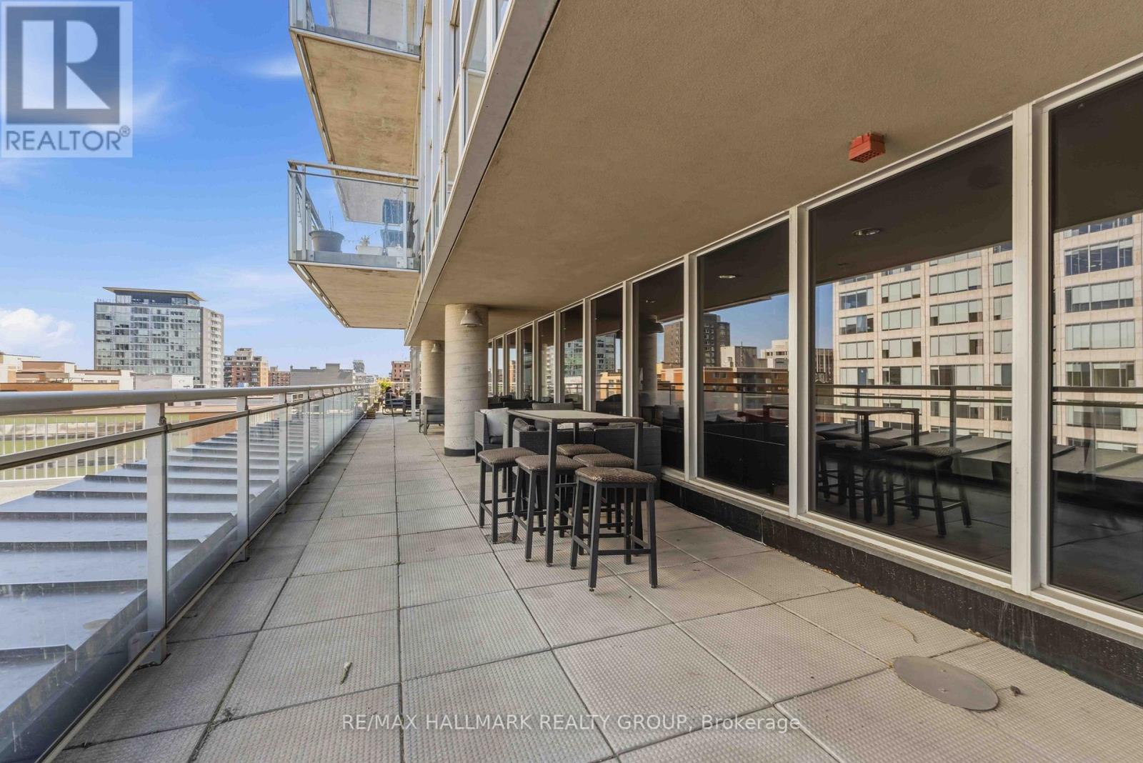 #2110 324 LAURIER AVENUE W - 38