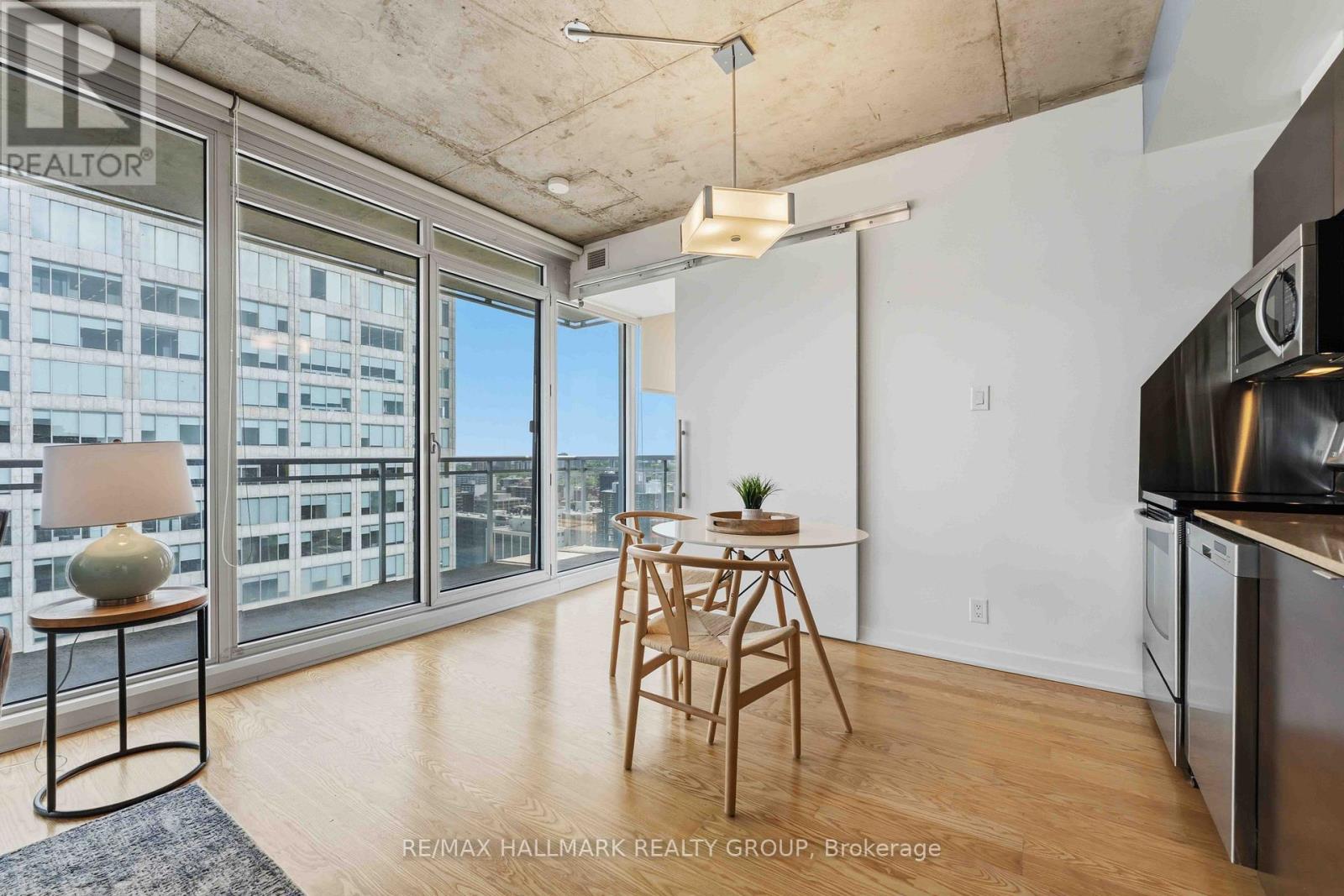 #2110 324 LAURIER AVENUE W - 8