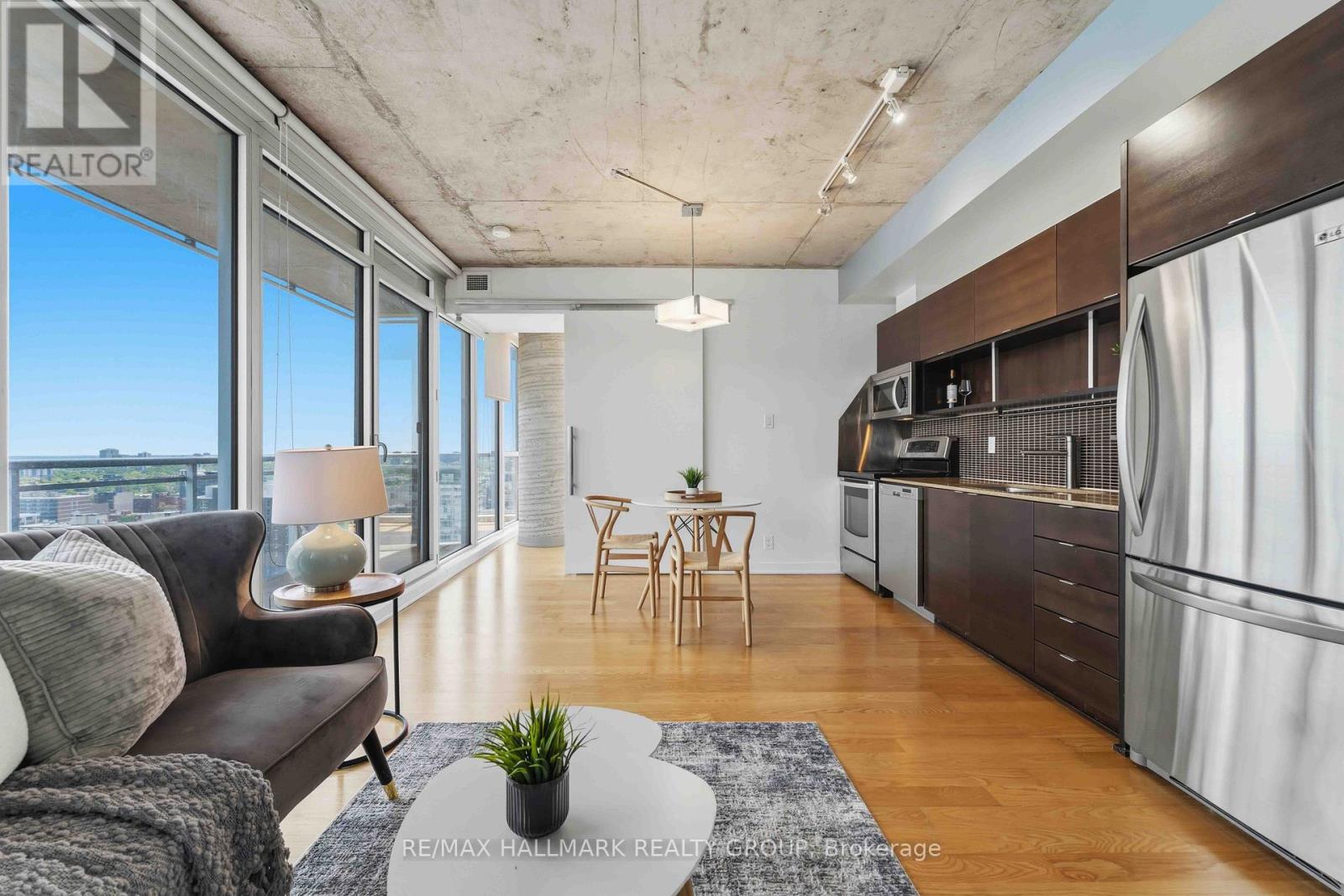 #2110 324 LAURIER AVENUE W - 9