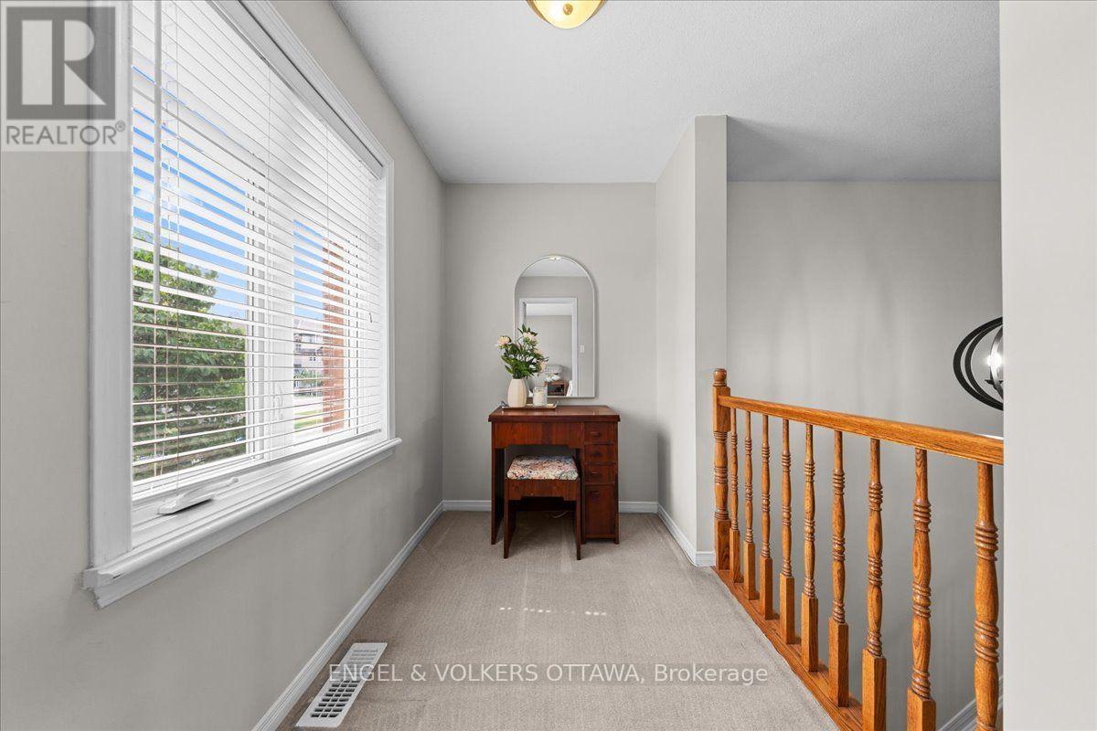 173 HORNCHURCH LANE - 23