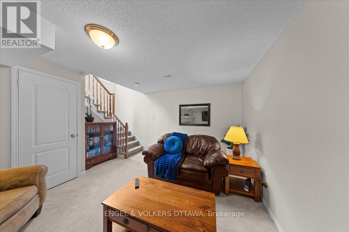 173 HORNCHURCH LANE - 30