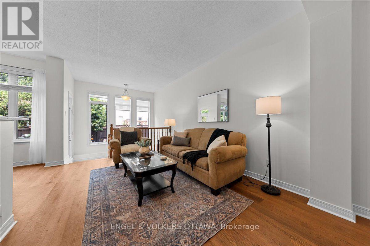 173 HORNCHURCH LANE - 8