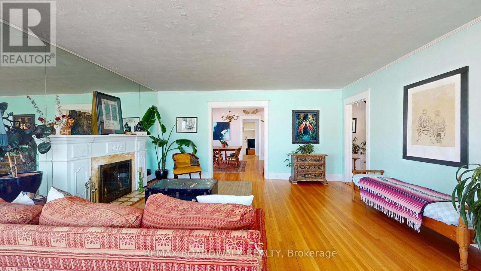 407 KING STREET W - 10