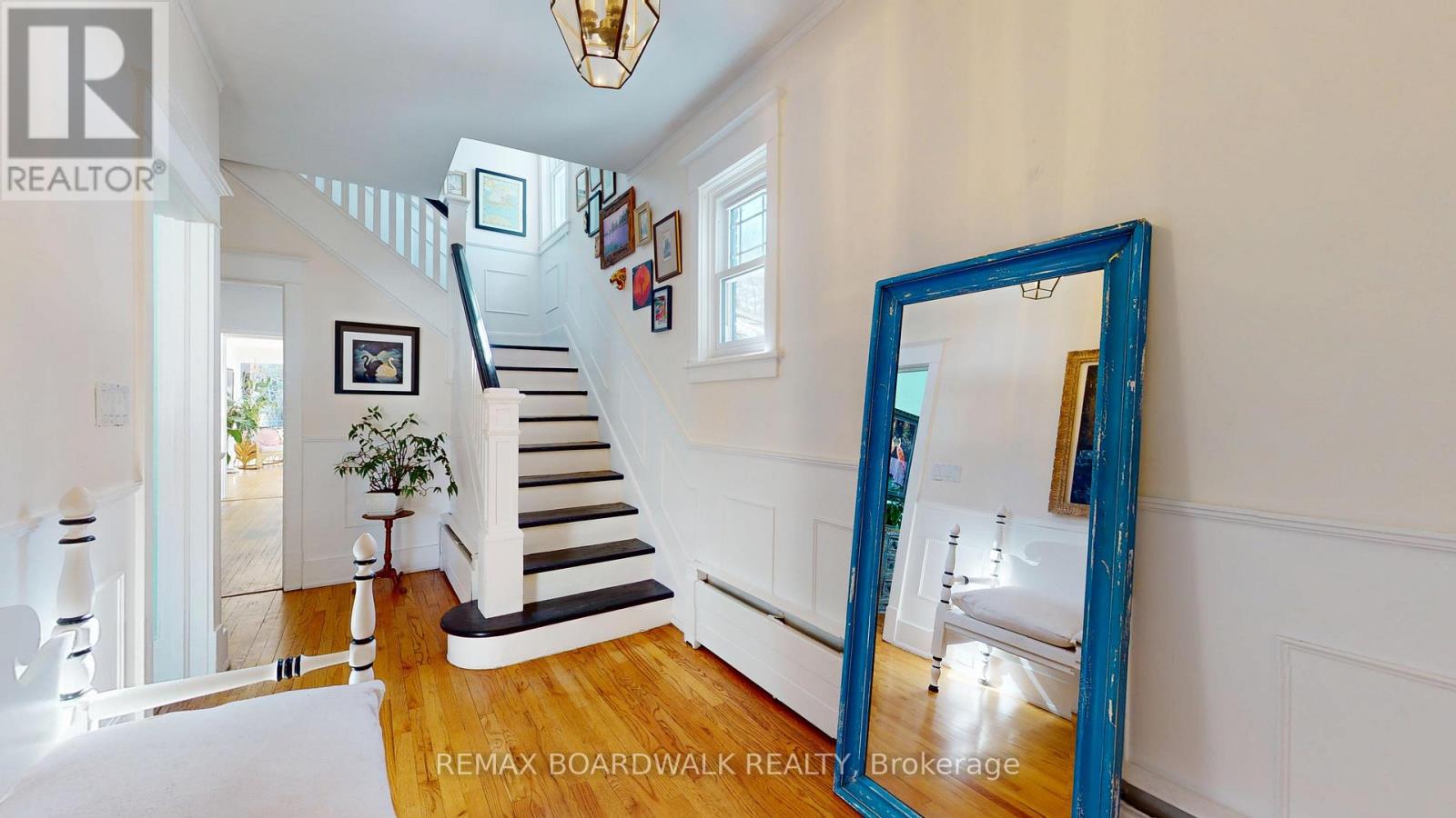 407 KING STREET W - 4