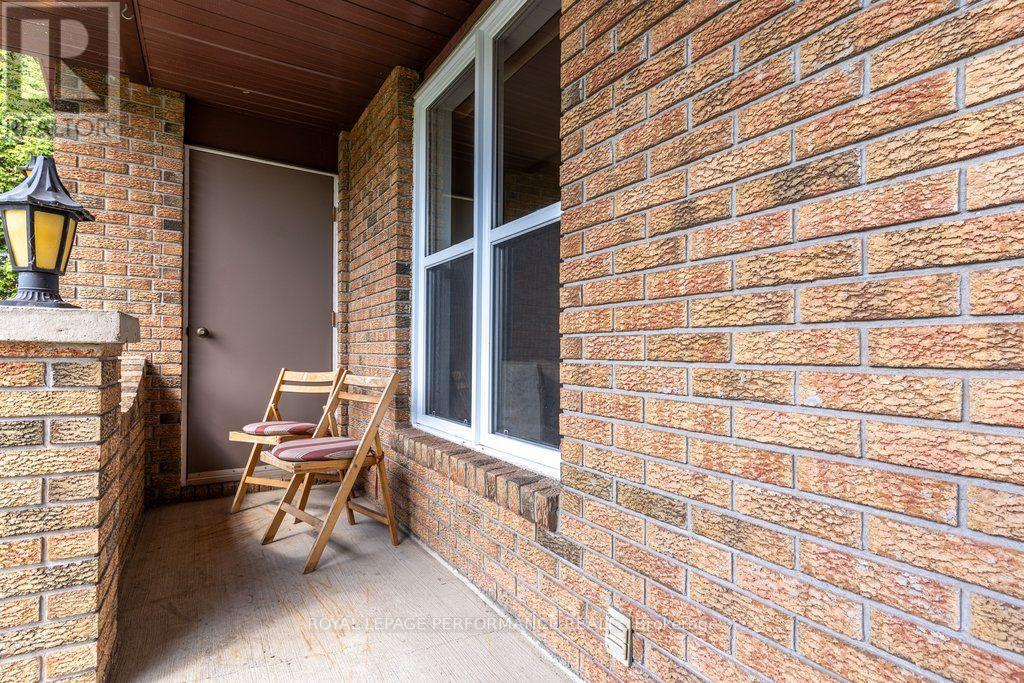 5529 WOODEDEN DRIVE - 4