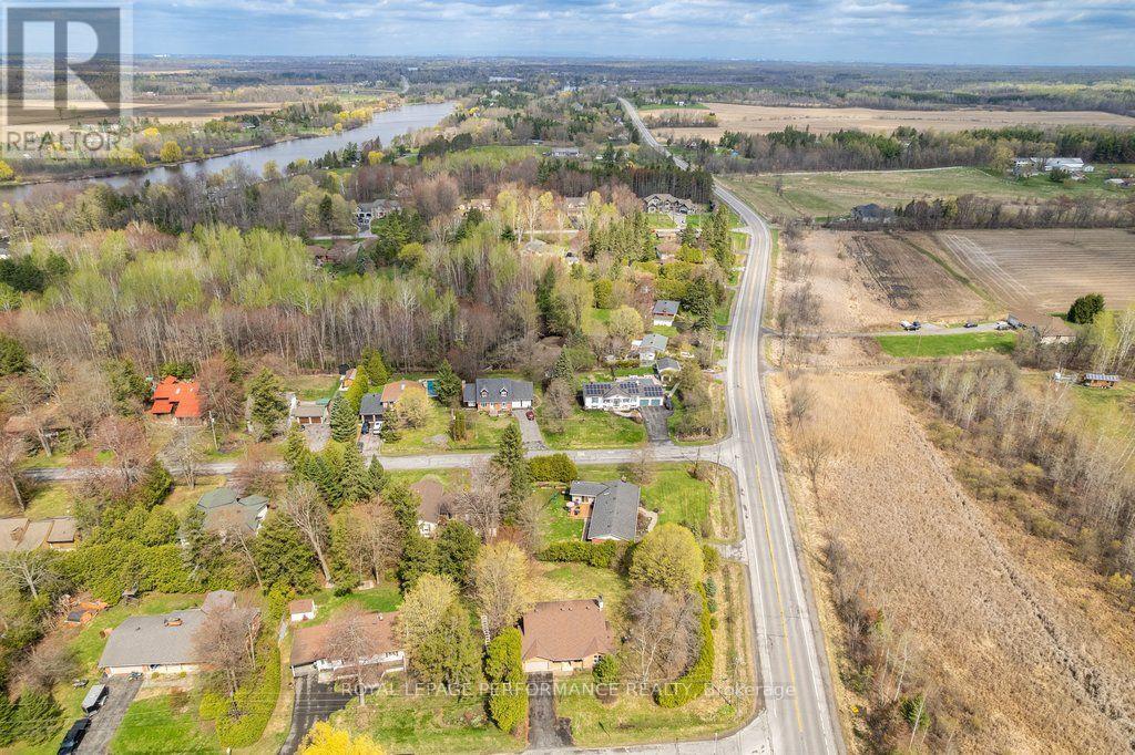 5529 WOODEDEN DRIVE - 41