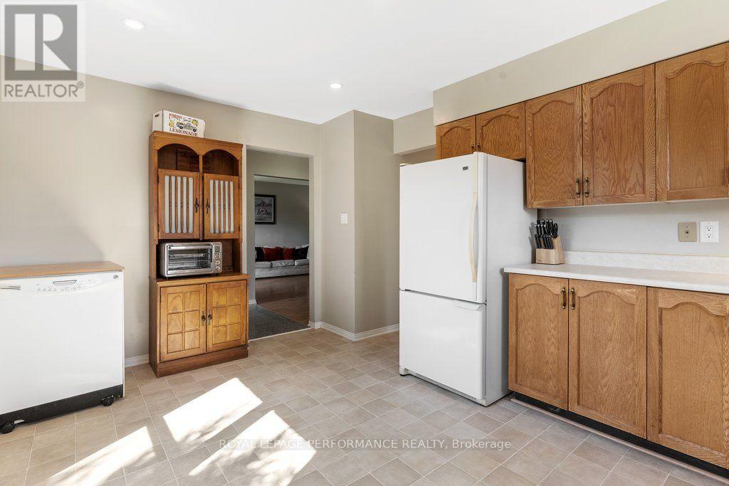 5529 WOODEDEN DRIVE - 9