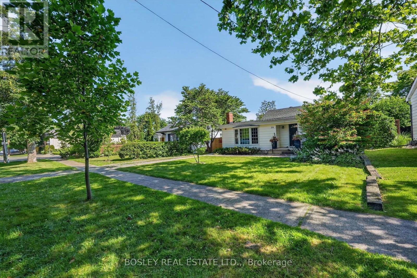 39 PLATOFF STREET - 24