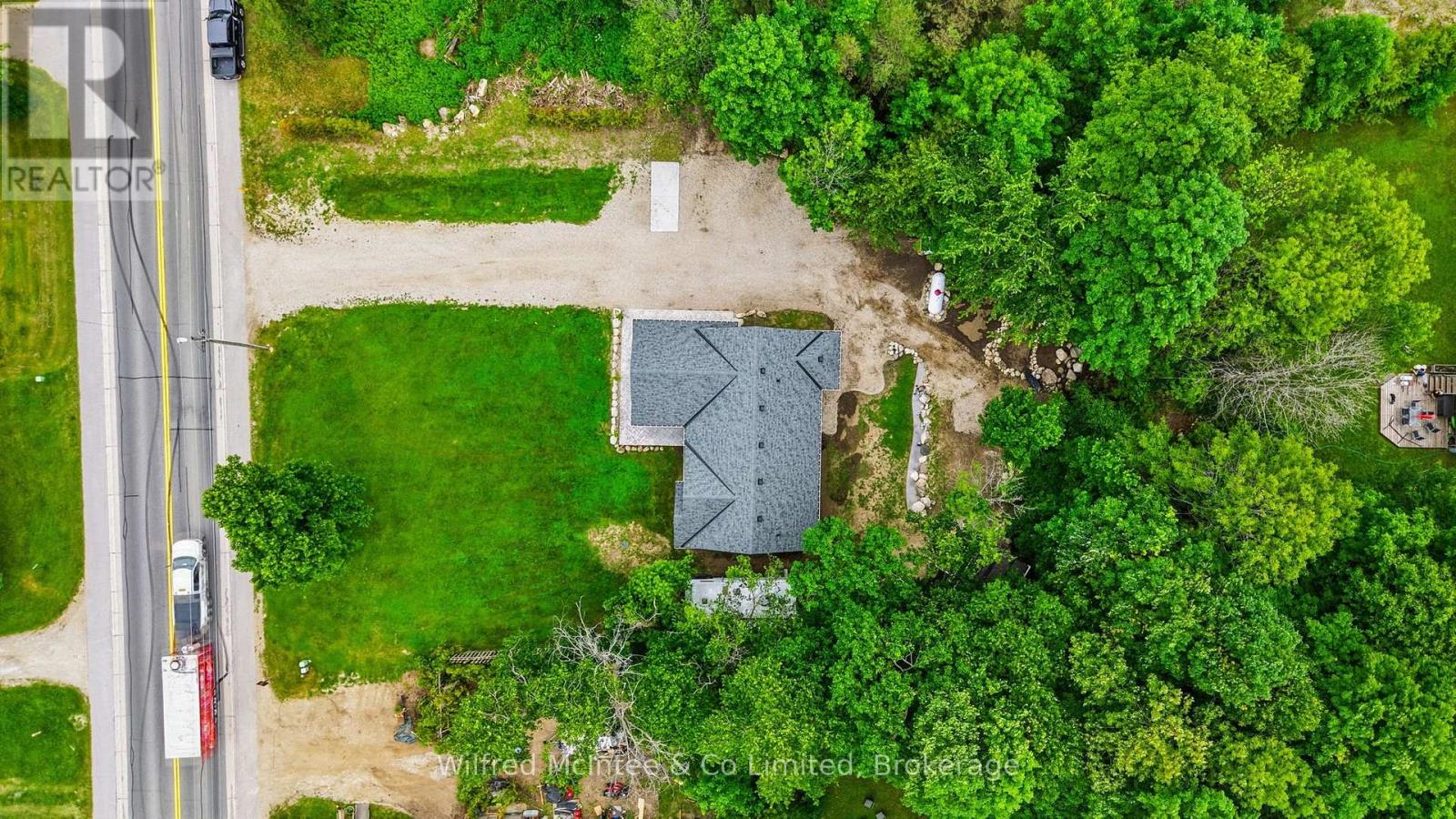 316040 6 HIGHWAY - 31