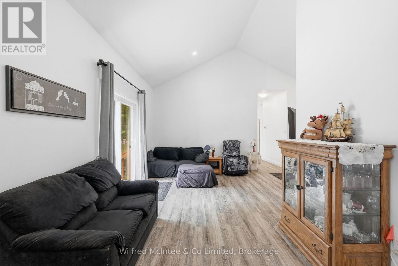 316040 6 HIGHWAY - 7