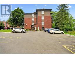 16 - 14 Charlotte Place, Brockville, ON K6V6T4 Photo 20