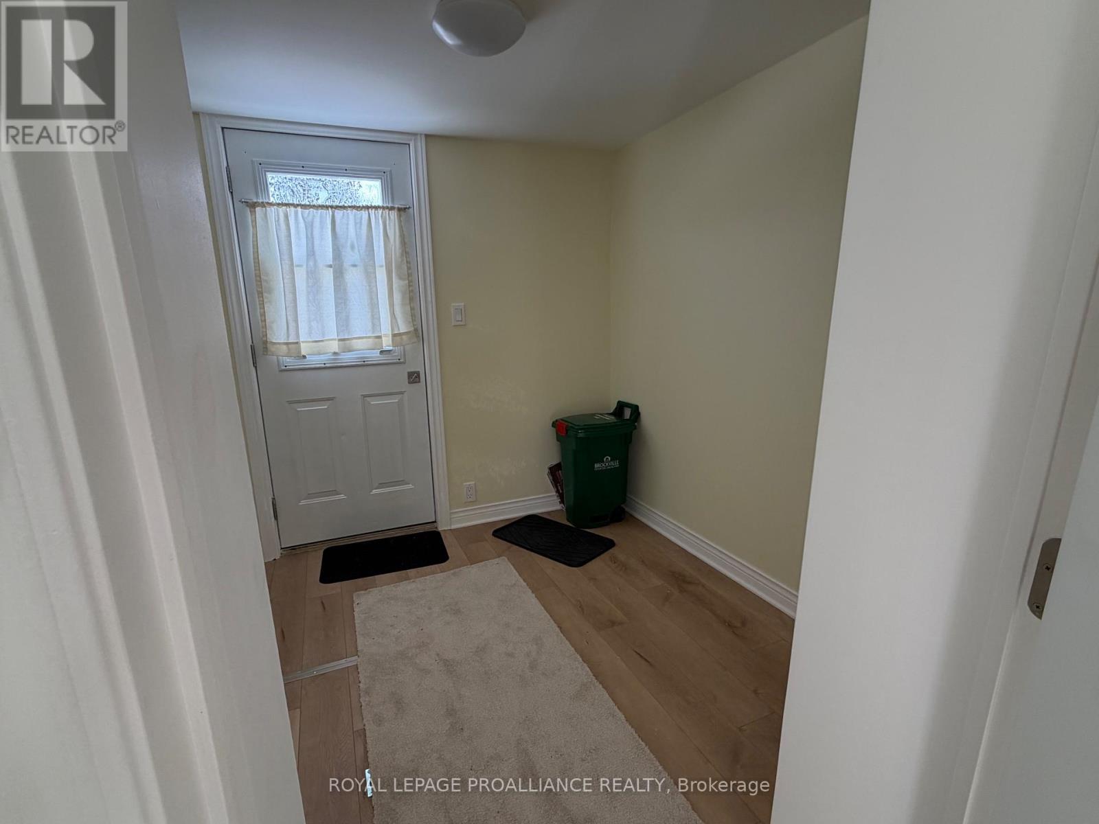 71 BUELL STREET - 15