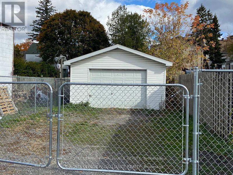 71 BUELL STREET - 20