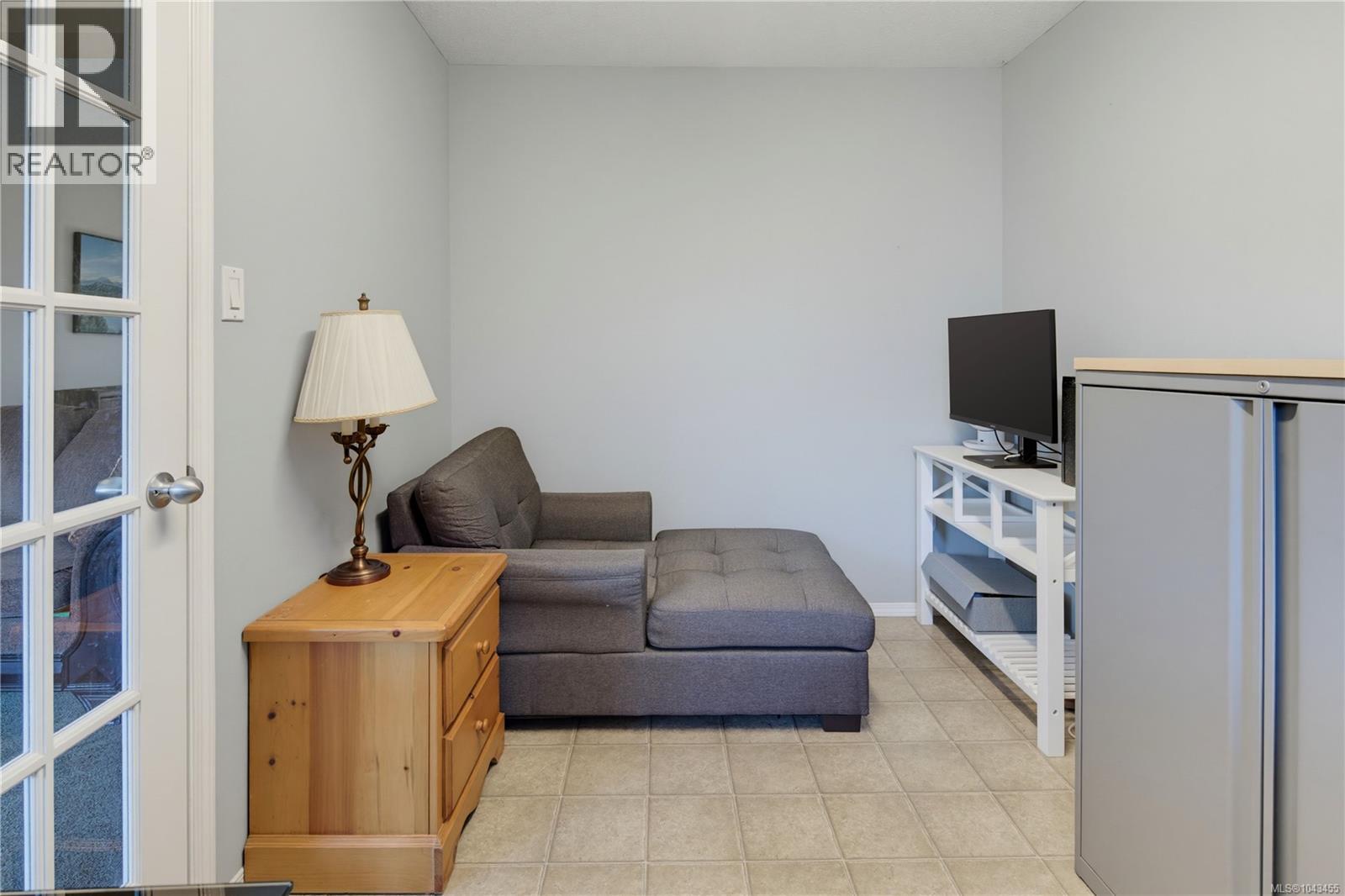 1048 Fitzgerald Rd - 12
