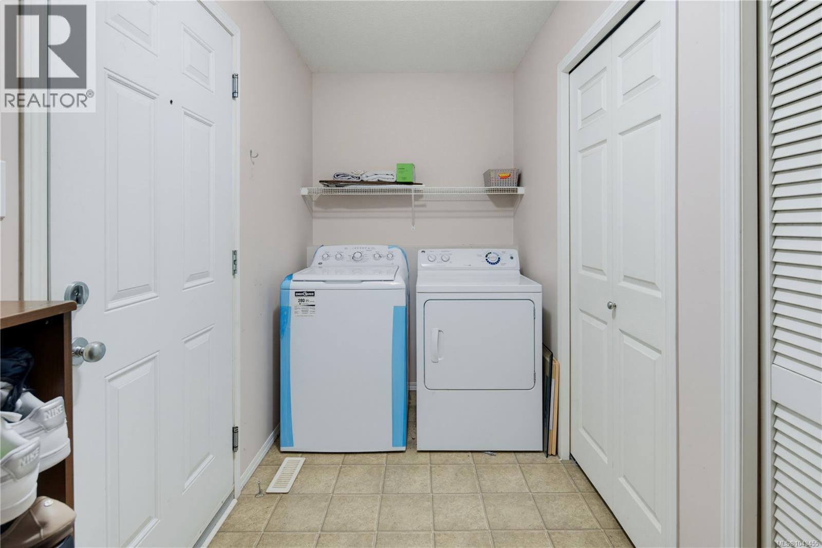 1048 Fitzgerald Rd - 14