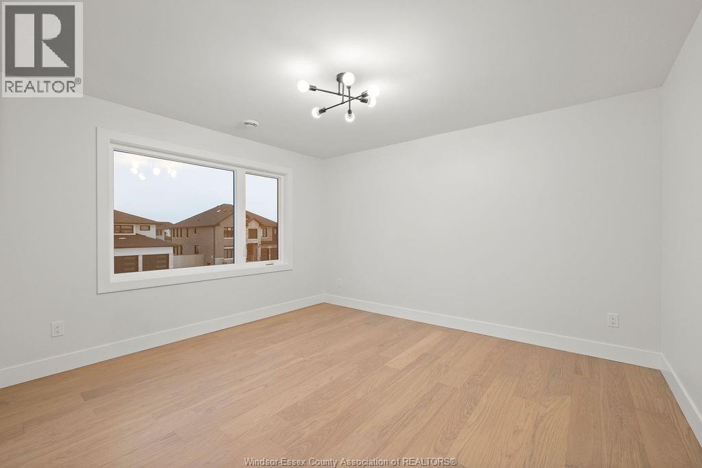 186 WHELAN AVENUE - 4