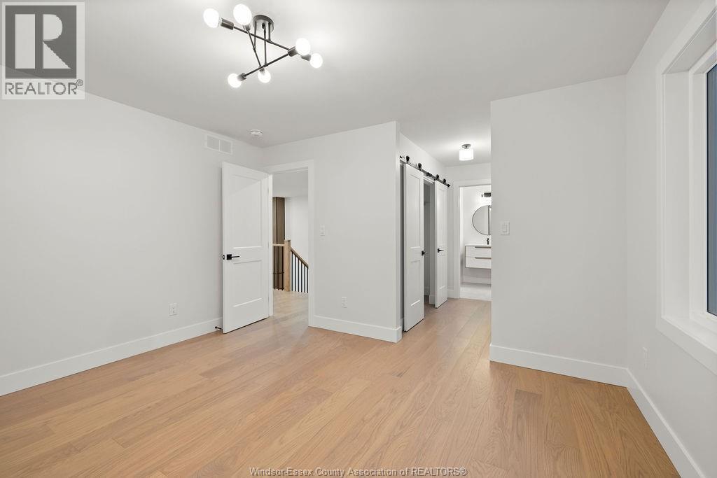 186 WHELAN AVENUE - 5