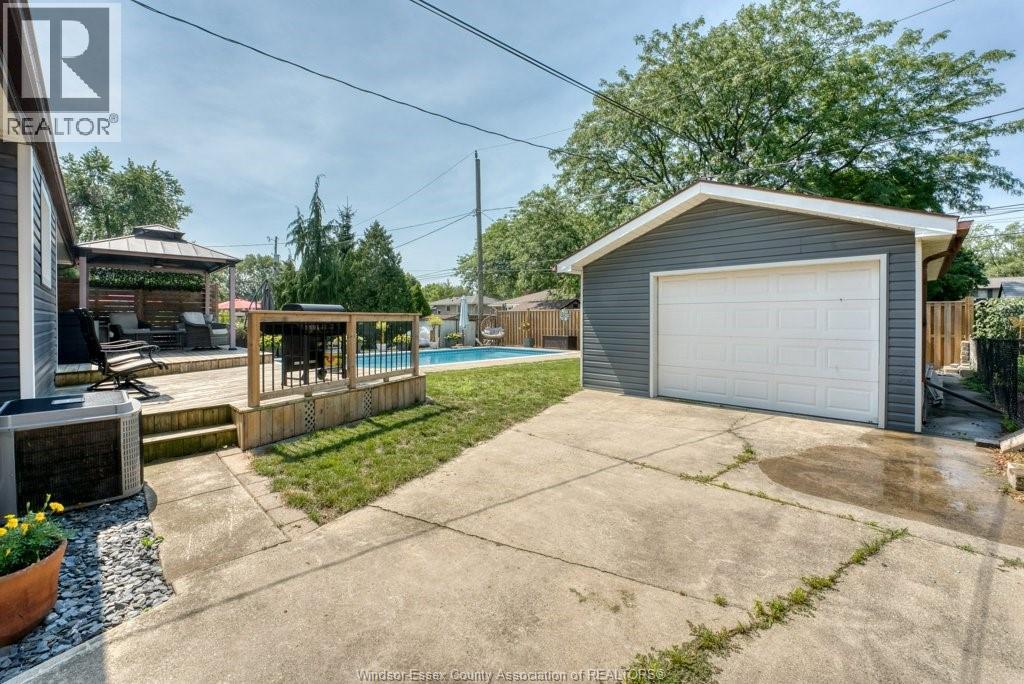 4130 MOUNT SINAI CRESCENT - 36