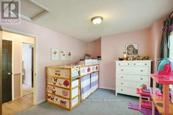 83 FERNBROOK DRIVE - 22