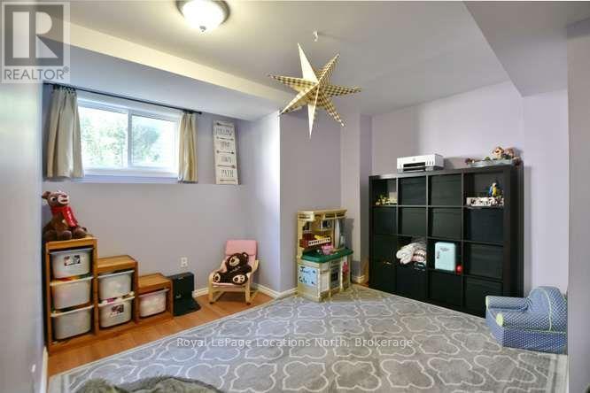 83 FERNBROOK DRIVE - 31