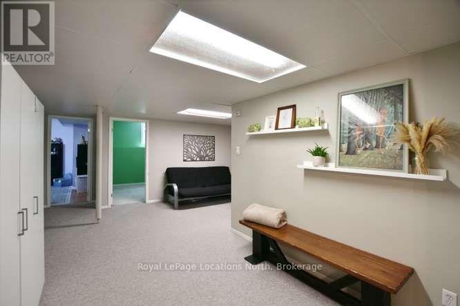83 FERNBROOK DRIVE - 38