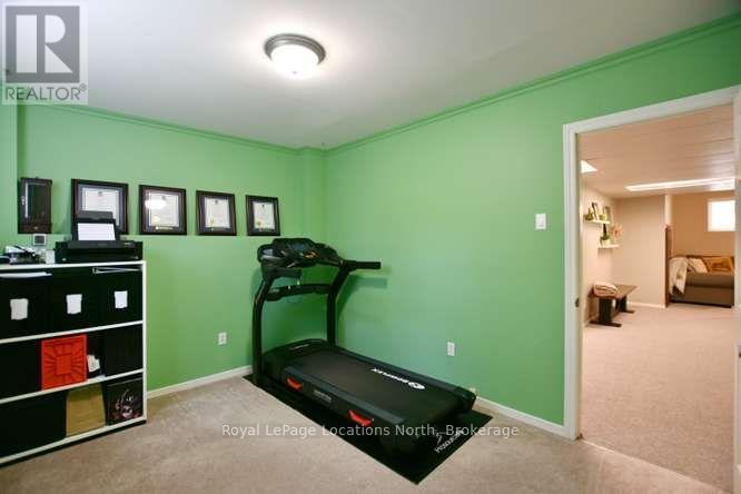 83 FERNBROOK DRIVE - 44