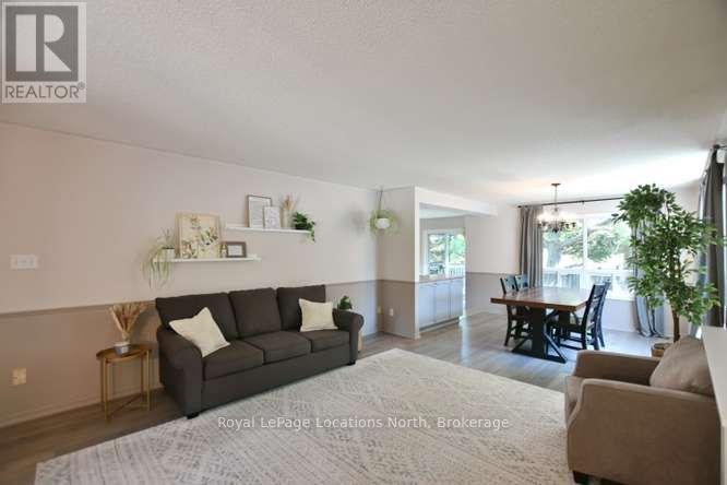 83 FERNBROOK DRIVE - 5