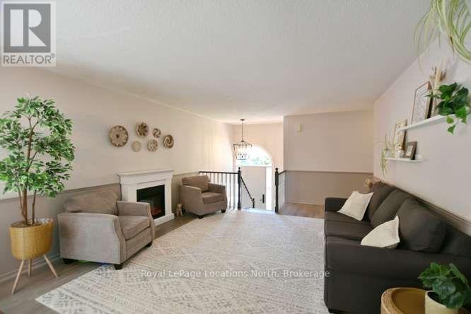 83 FERNBROOK DRIVE - 9