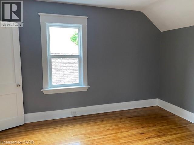 1066 RICHMOND Street - 8