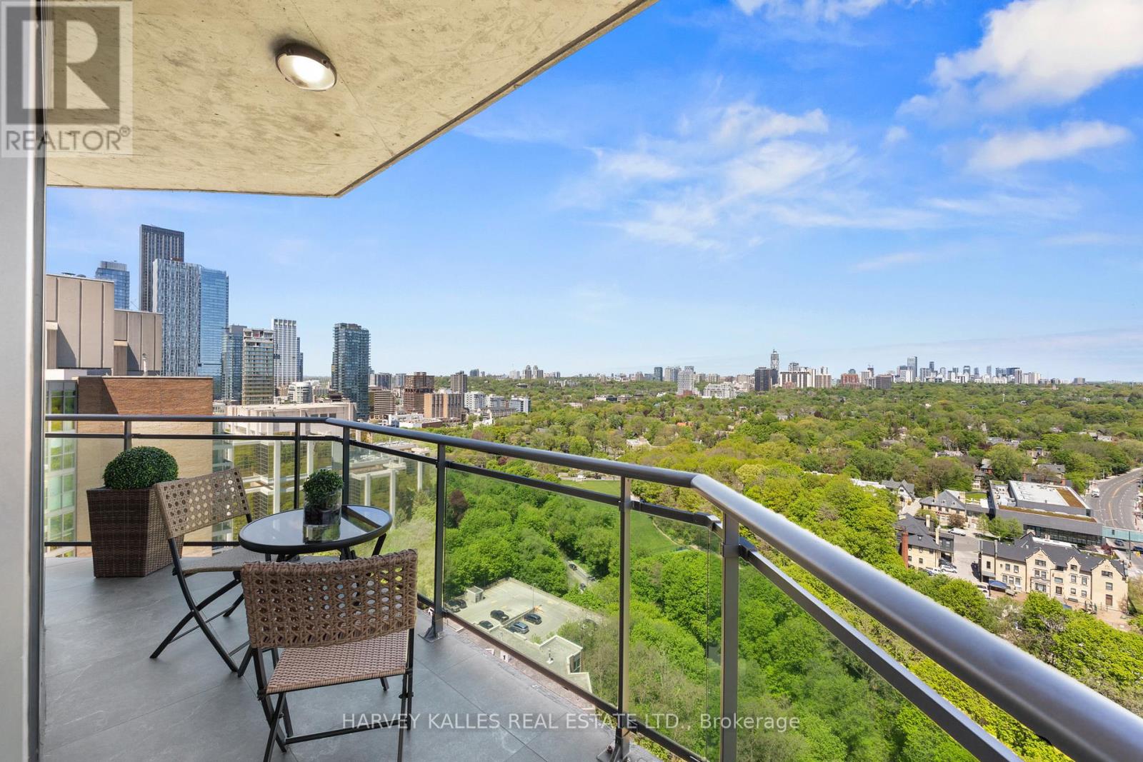 #2701 300 BLOOR STREET E - 38