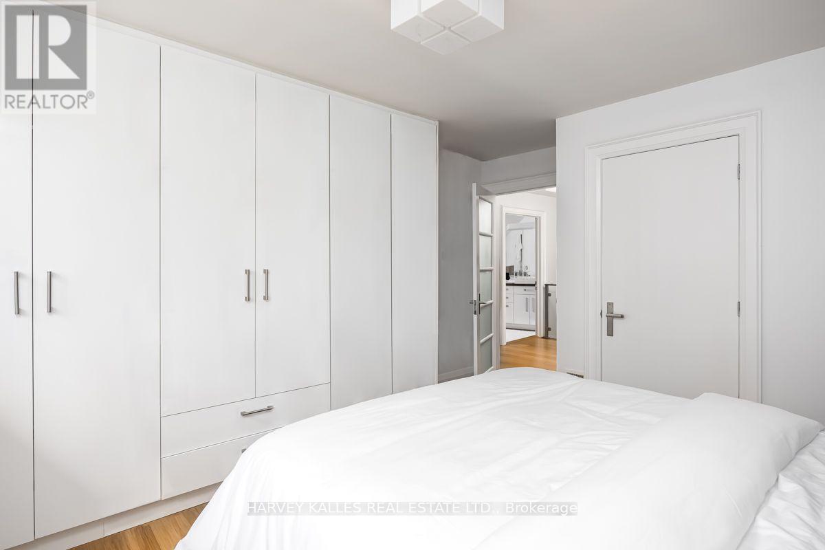 562 BEDFORD PARK AVENUE - 29