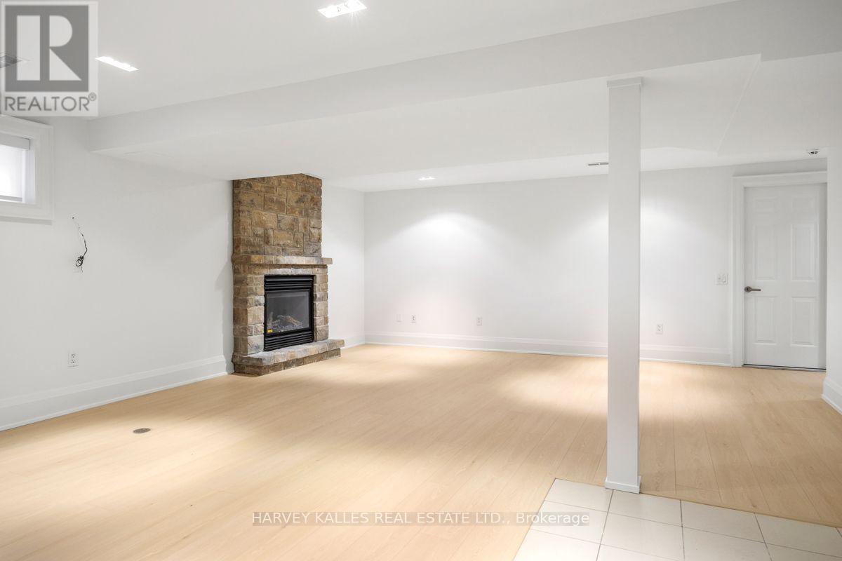 562 BEDFORD PARK AVENUE - 34