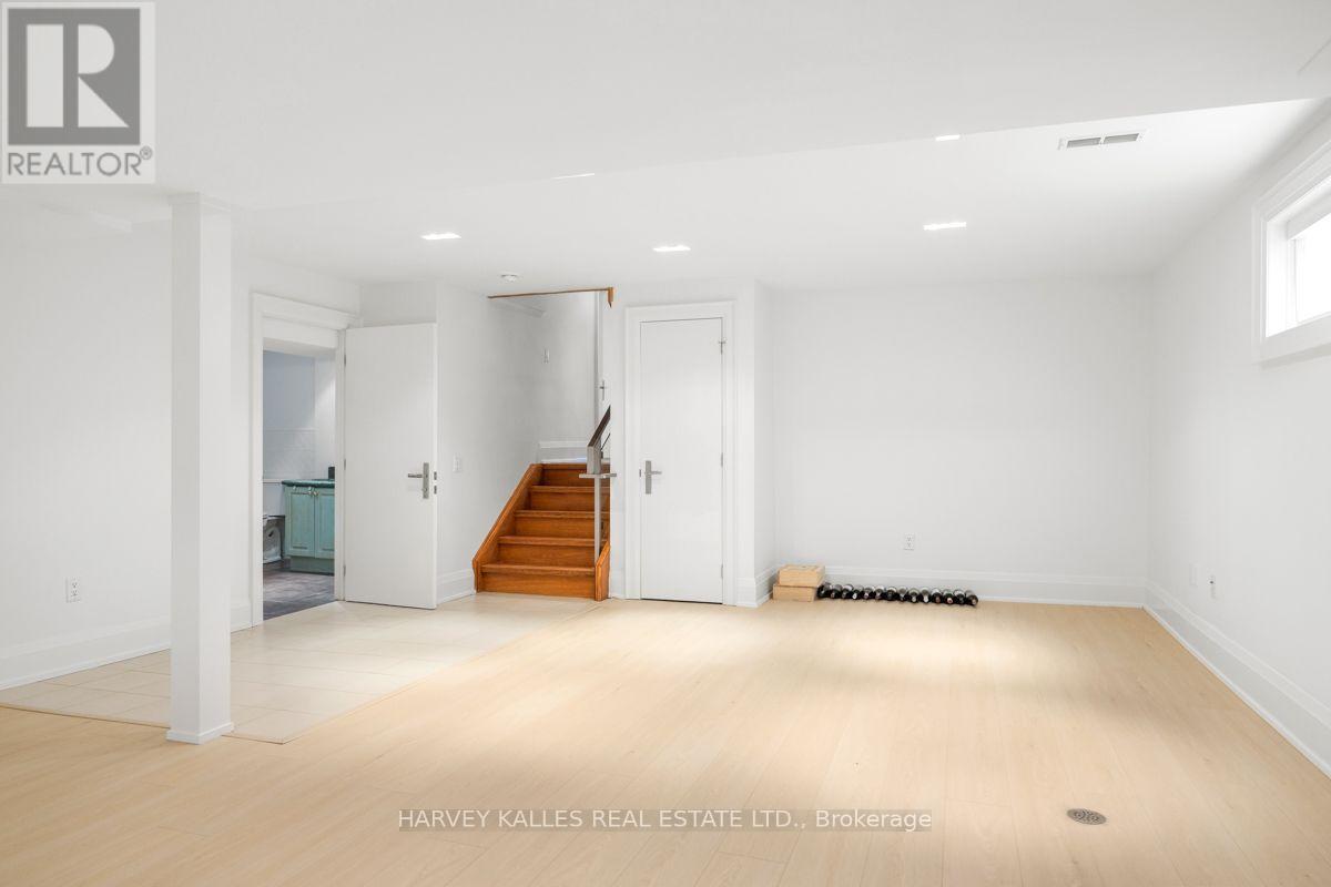562 BEDFORD PARK AVENUE - 35