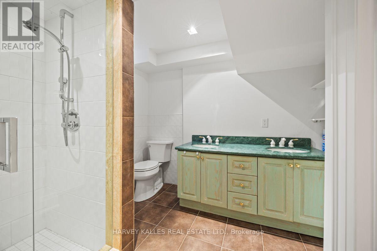562 BEDFORD PARK AVENUE - 37