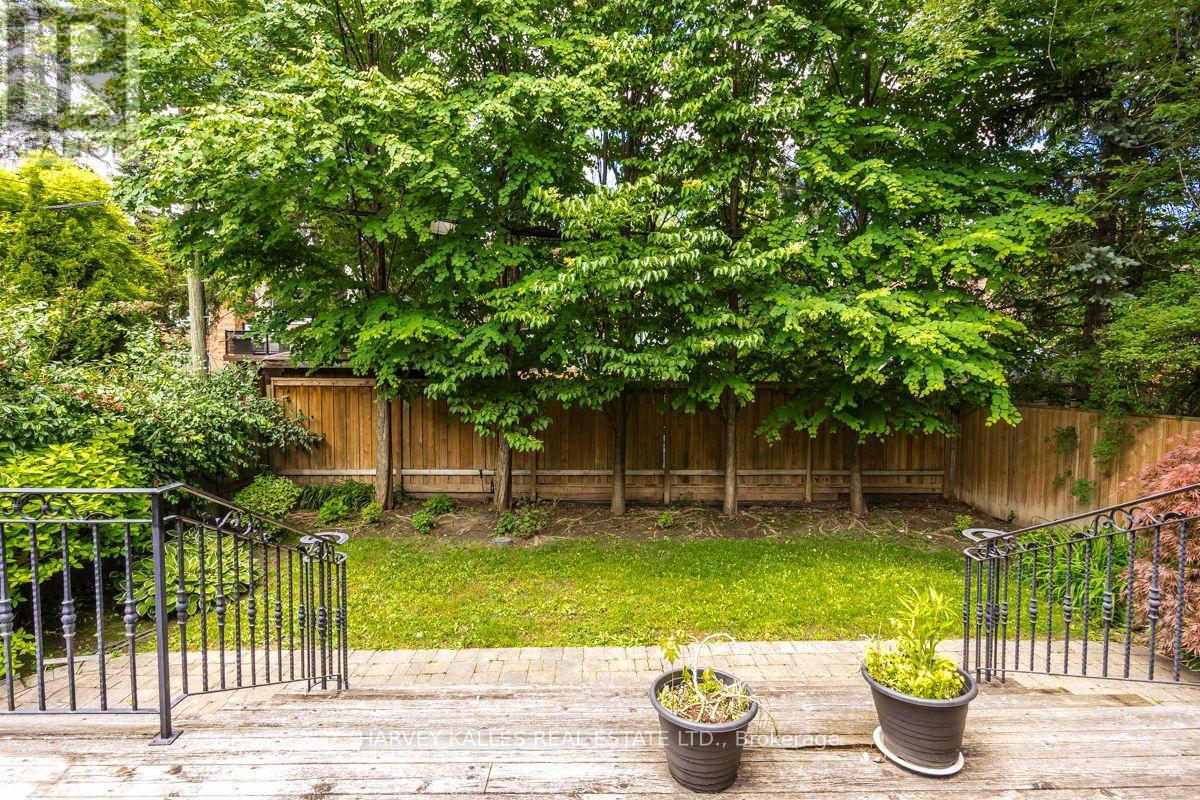 562 BEDFORD PARK AVENUE - 38