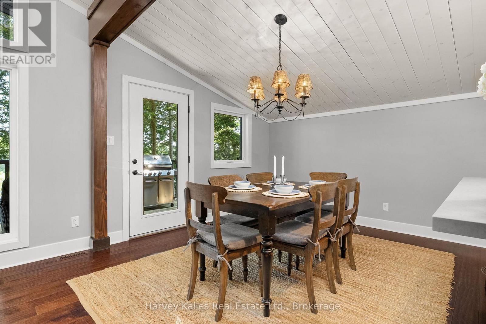1075 HALLETT ROAD - 16