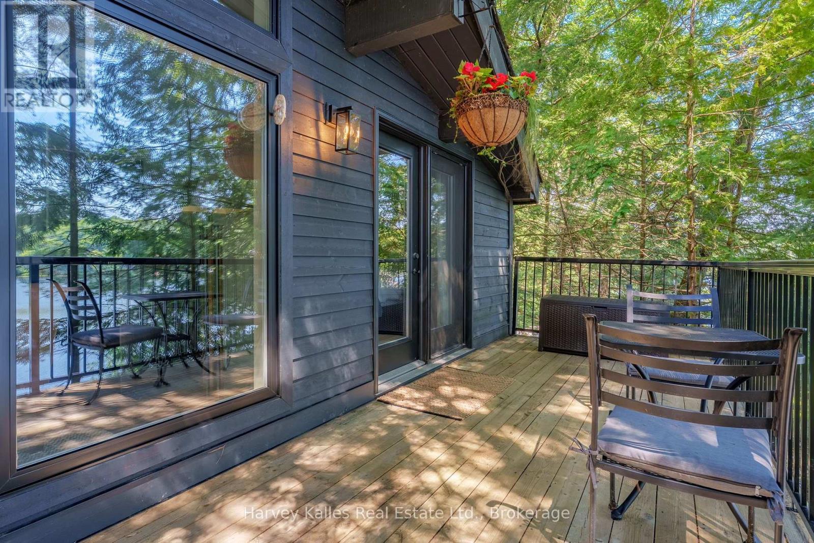 1075 HALLETT ROAD - 21