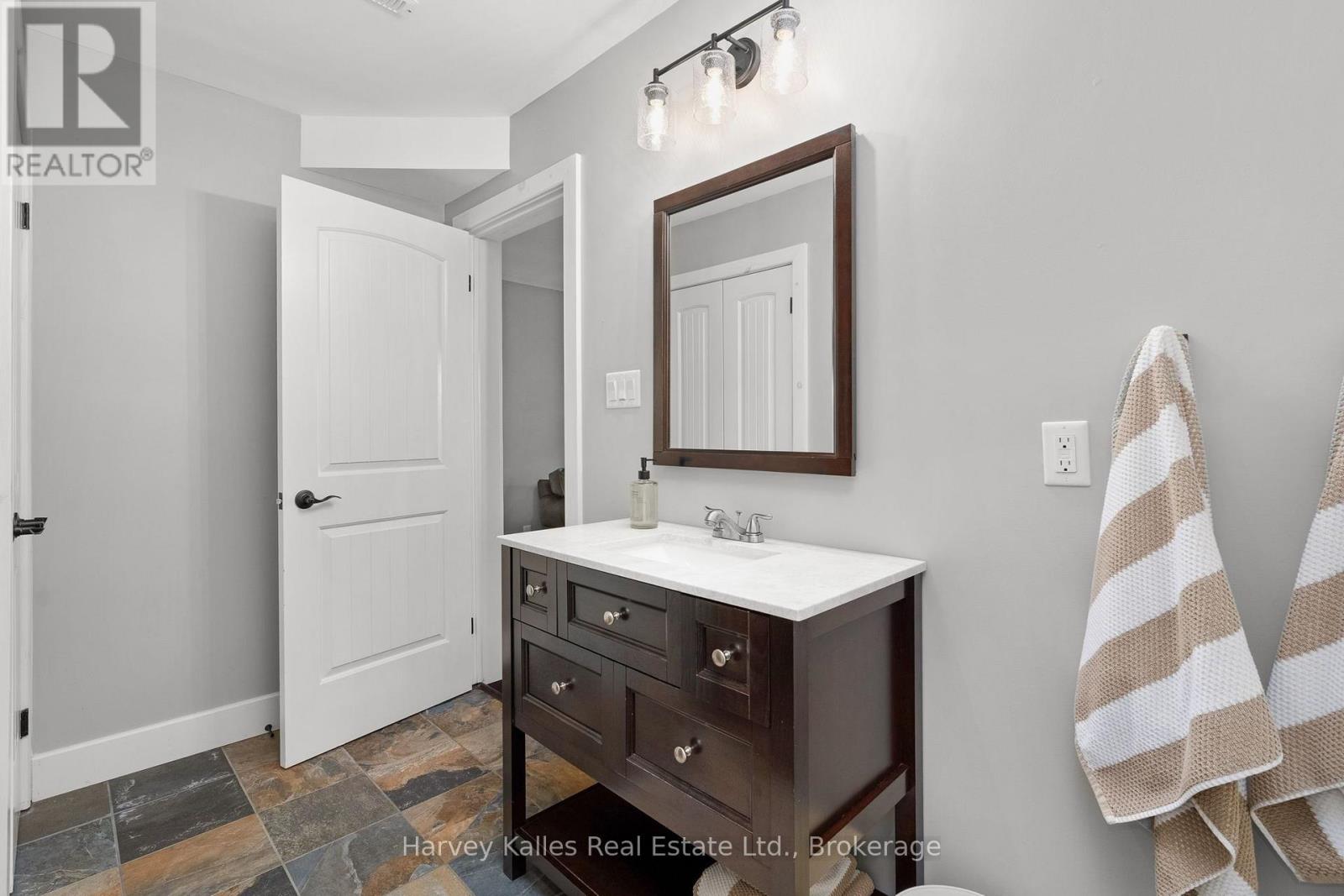 1075 HALLETT ROAD - 33