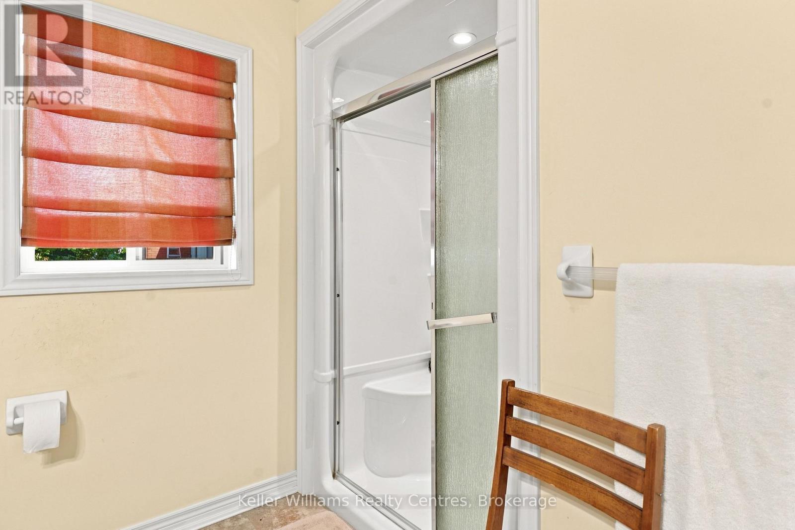 152 KINCARDINE STREET N - 12
