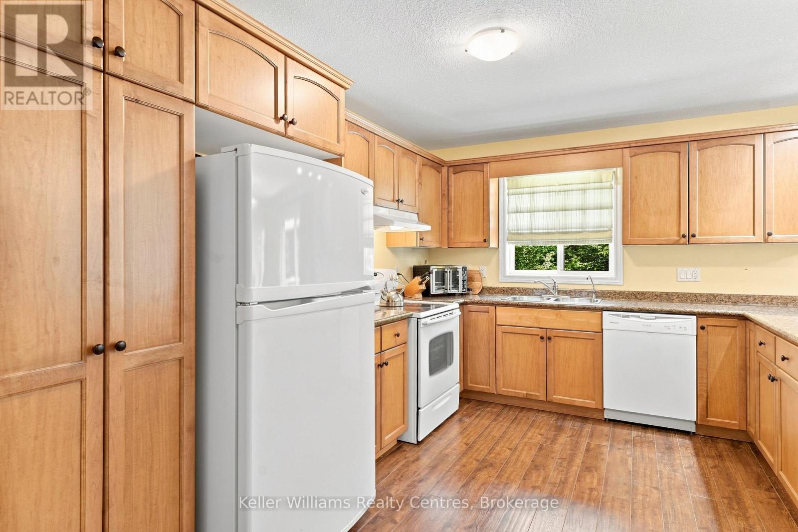 152 KINCARDINE STREET N - 20