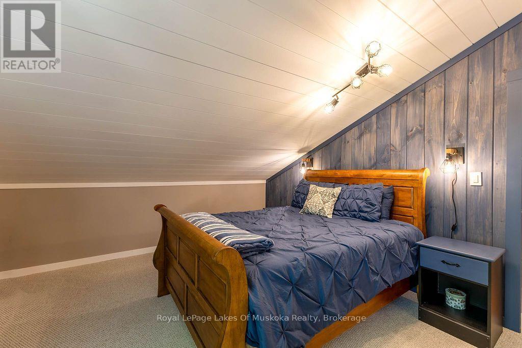 1075 LEONARD LAKE 2 ROAD - 16