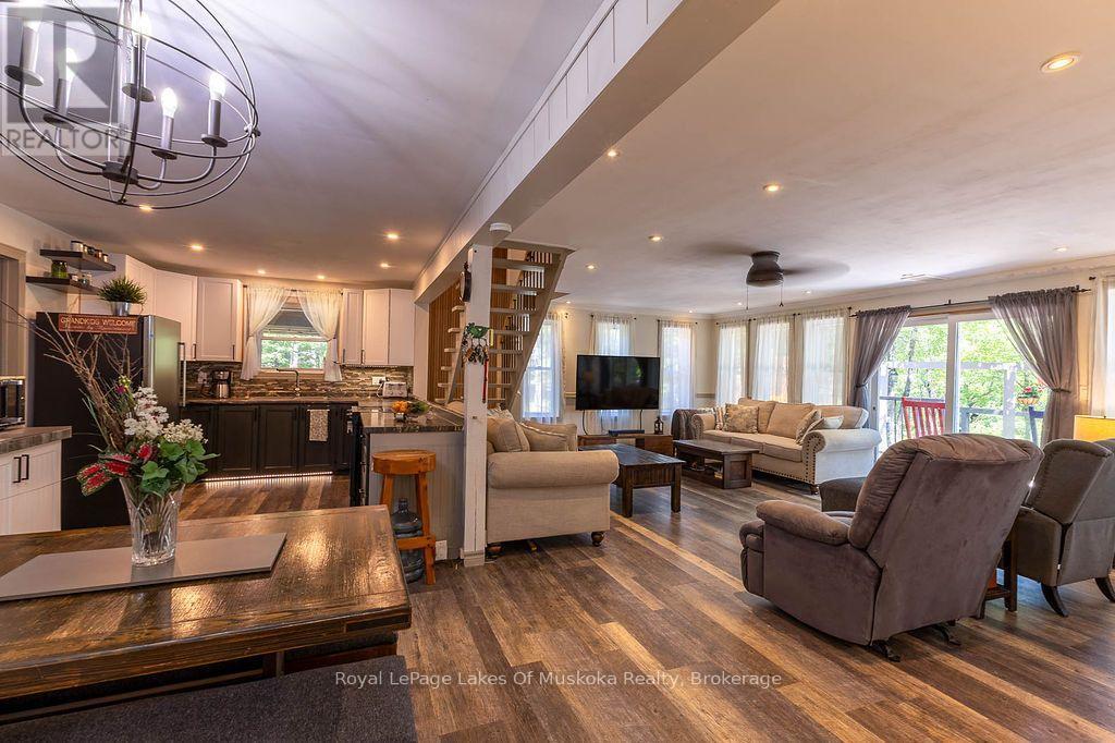 1075 LEONARD LAKE 2 ROAD - 6
