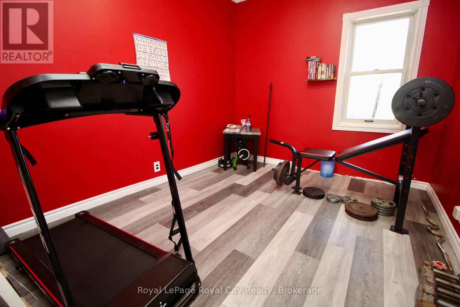 2557 BRUCE ROAD - 19