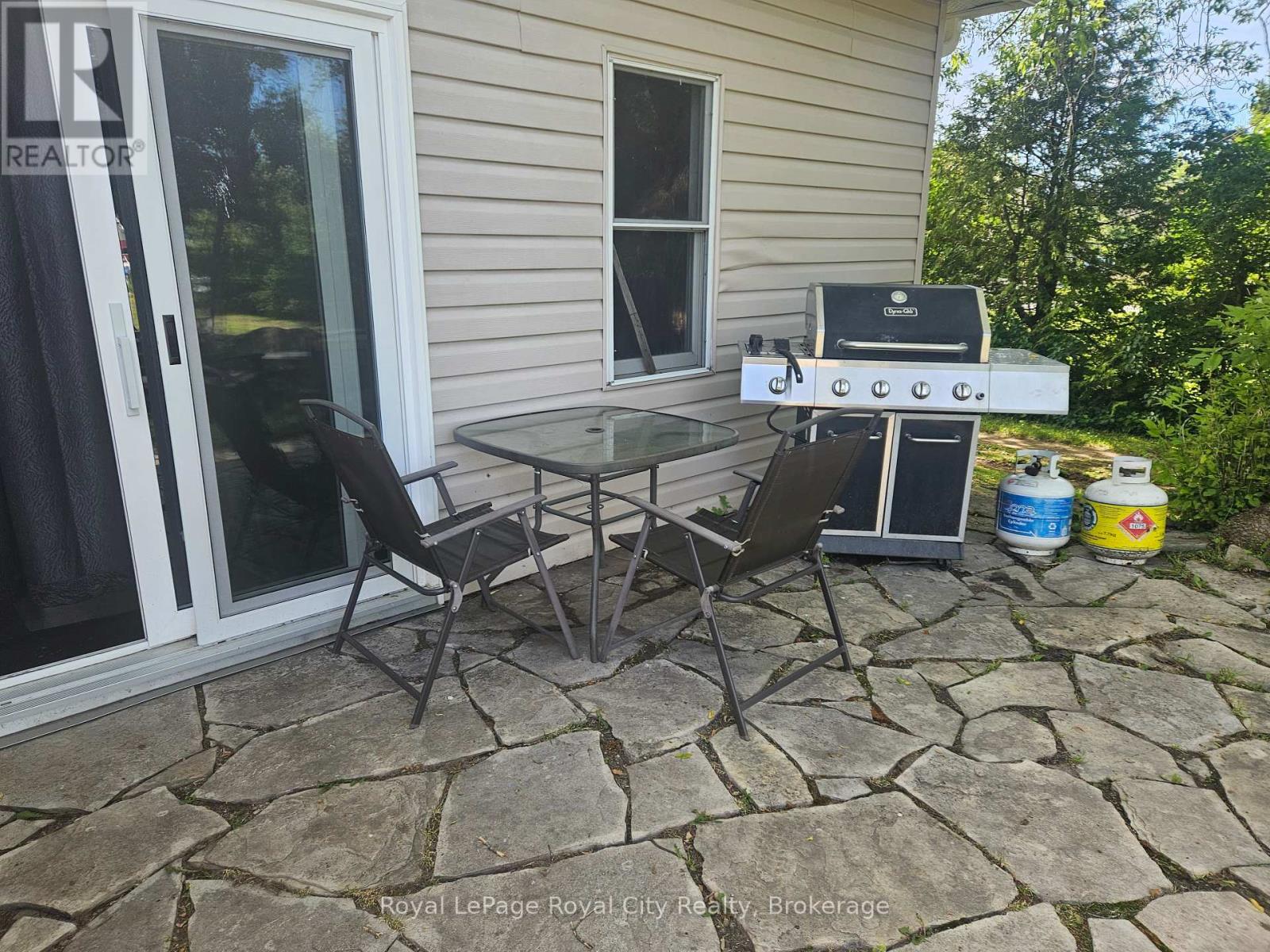 2557 BRUCE ROAD - 25