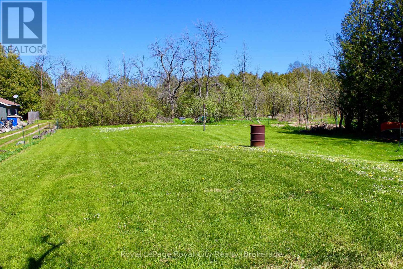 2557 BRUCE ROAD - 28