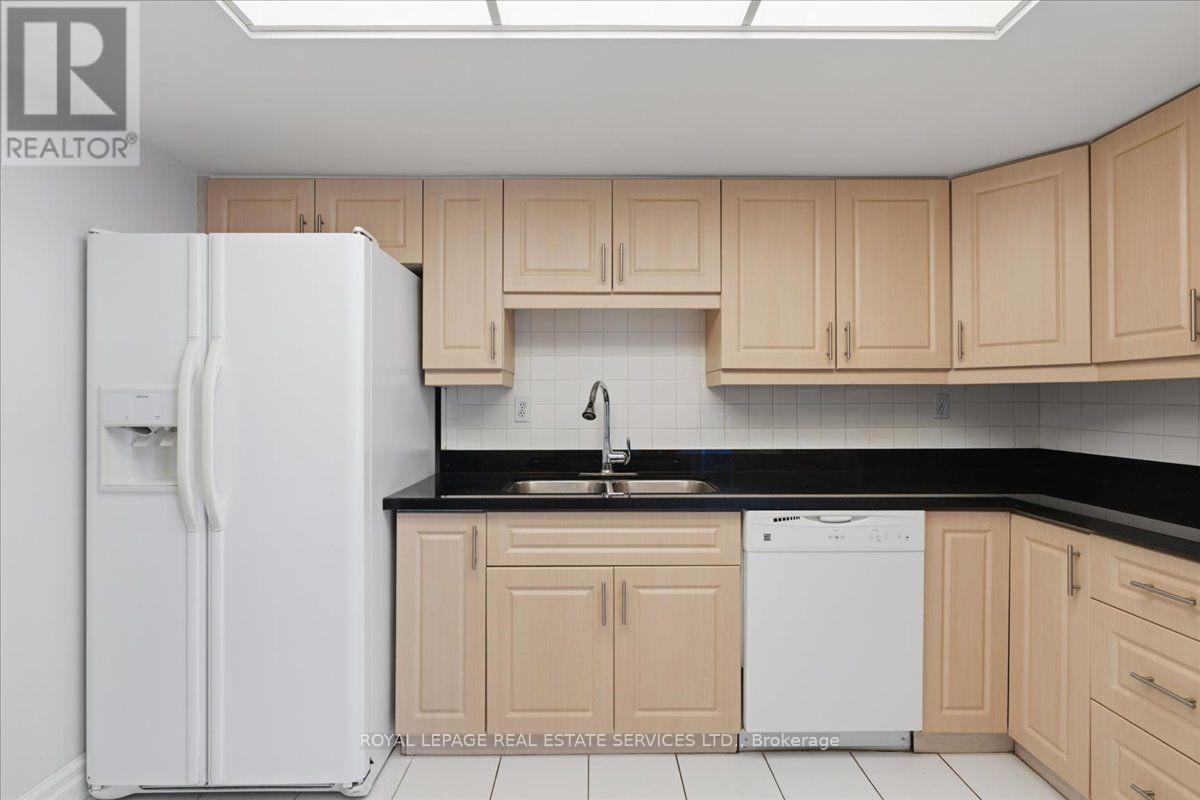 #2205 2330 BRIDLETOWNE CIRCLE - 12