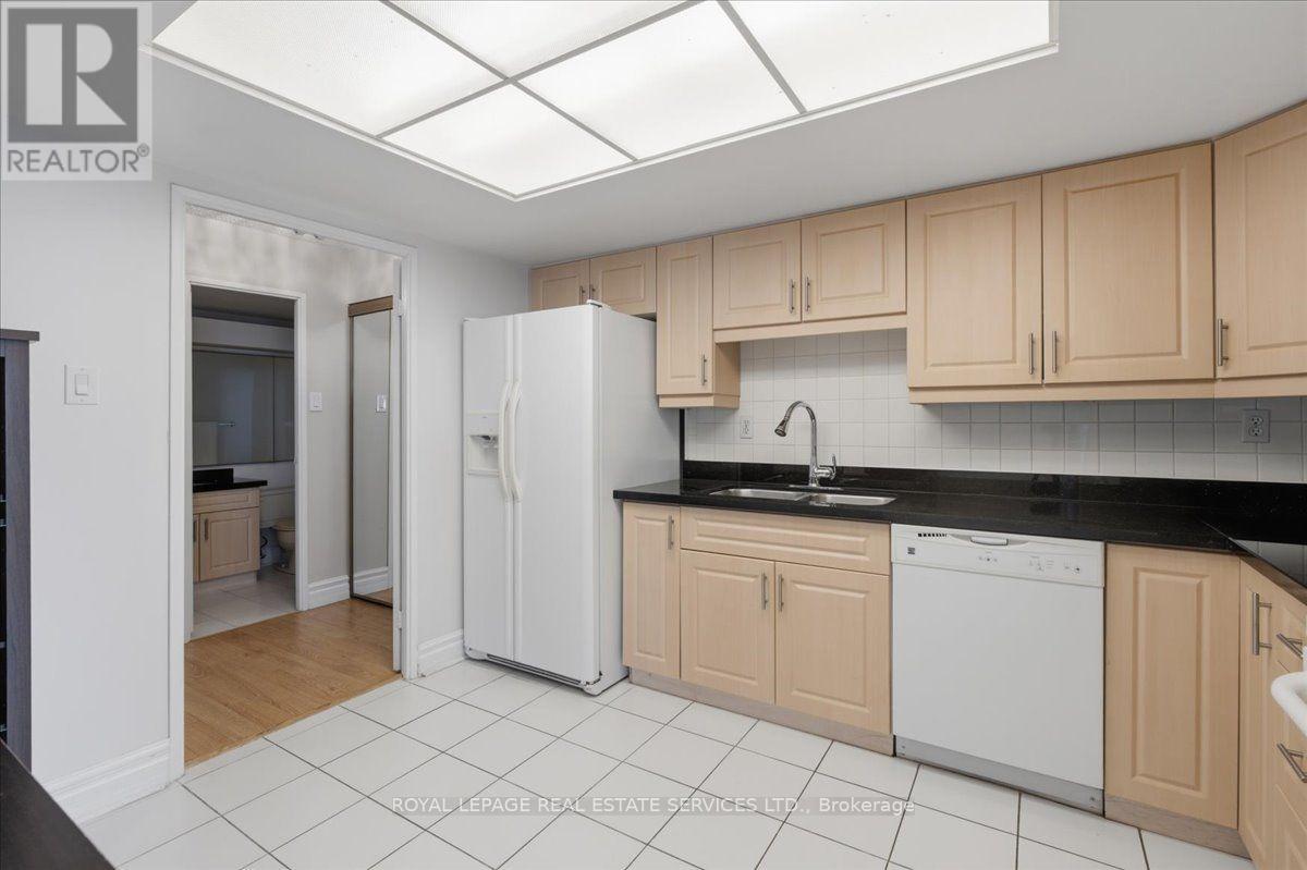 #2205 2330 BRIDLETOWNE CIRCLE - 13
